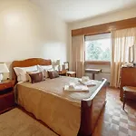 Apartment Grand Botanic Garden By Vacationy *