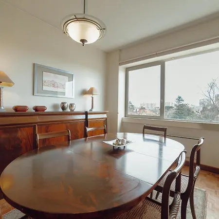 דירה Grand Botanic Garden By Vacationy