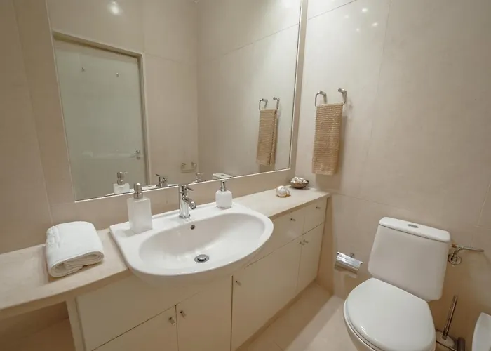 Grand Botanic Garden By Vacationy * 波尔图