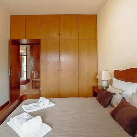 Grand Botanic Garden By Vacationy Appartamento Oporto