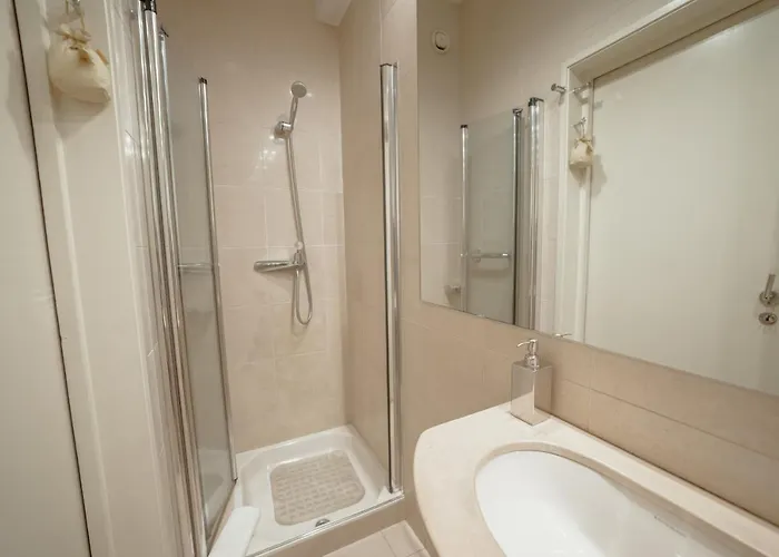 Apartman Grand Botanic Garden By Vacationy